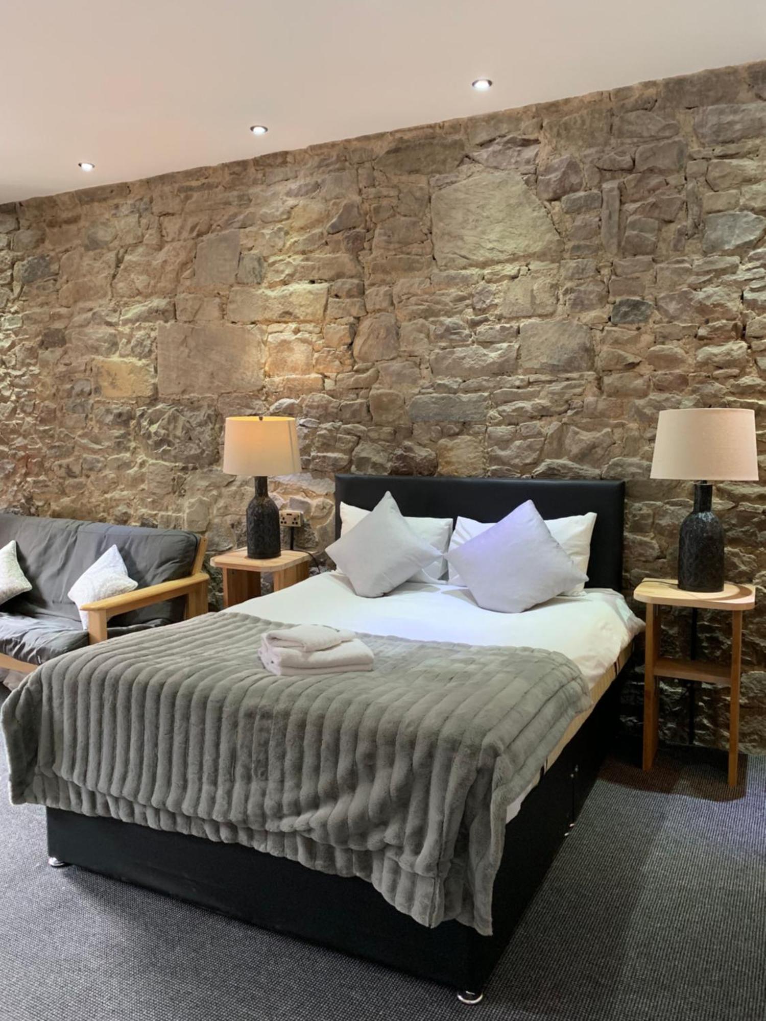 Royal Mile Suites By The Castle — Photos 1